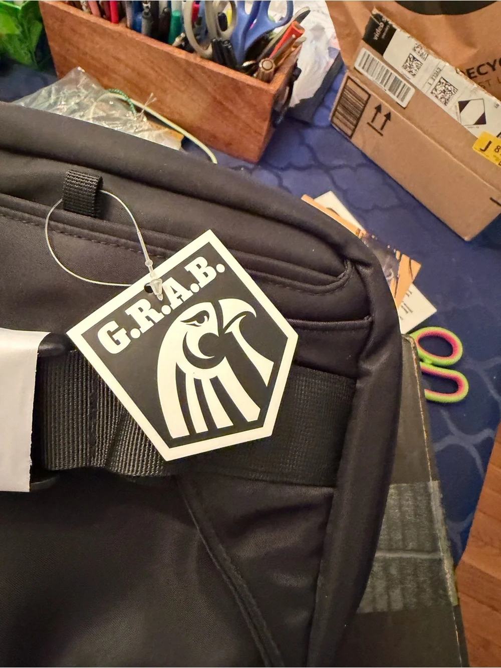 Grab Bag men’s magnetic opening edc CCW bag with holster